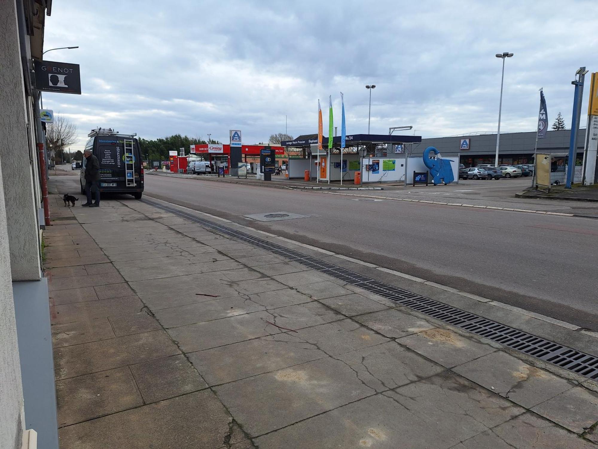 Le-Bon-Appart De Plain-Pied Avec Terrasse Auxonne Kültér fotó
